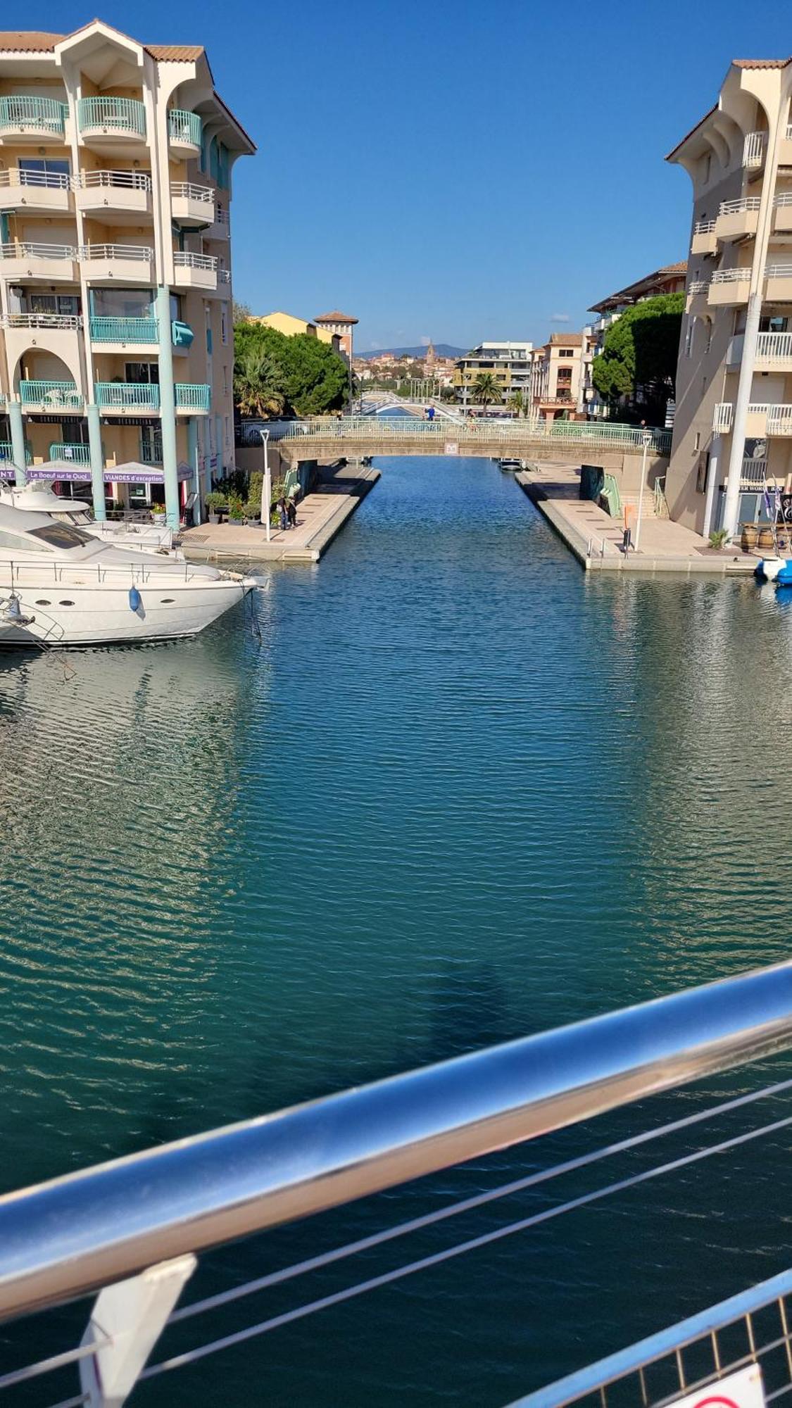 F2 Au Bord De * Saint-Raphael (Var)